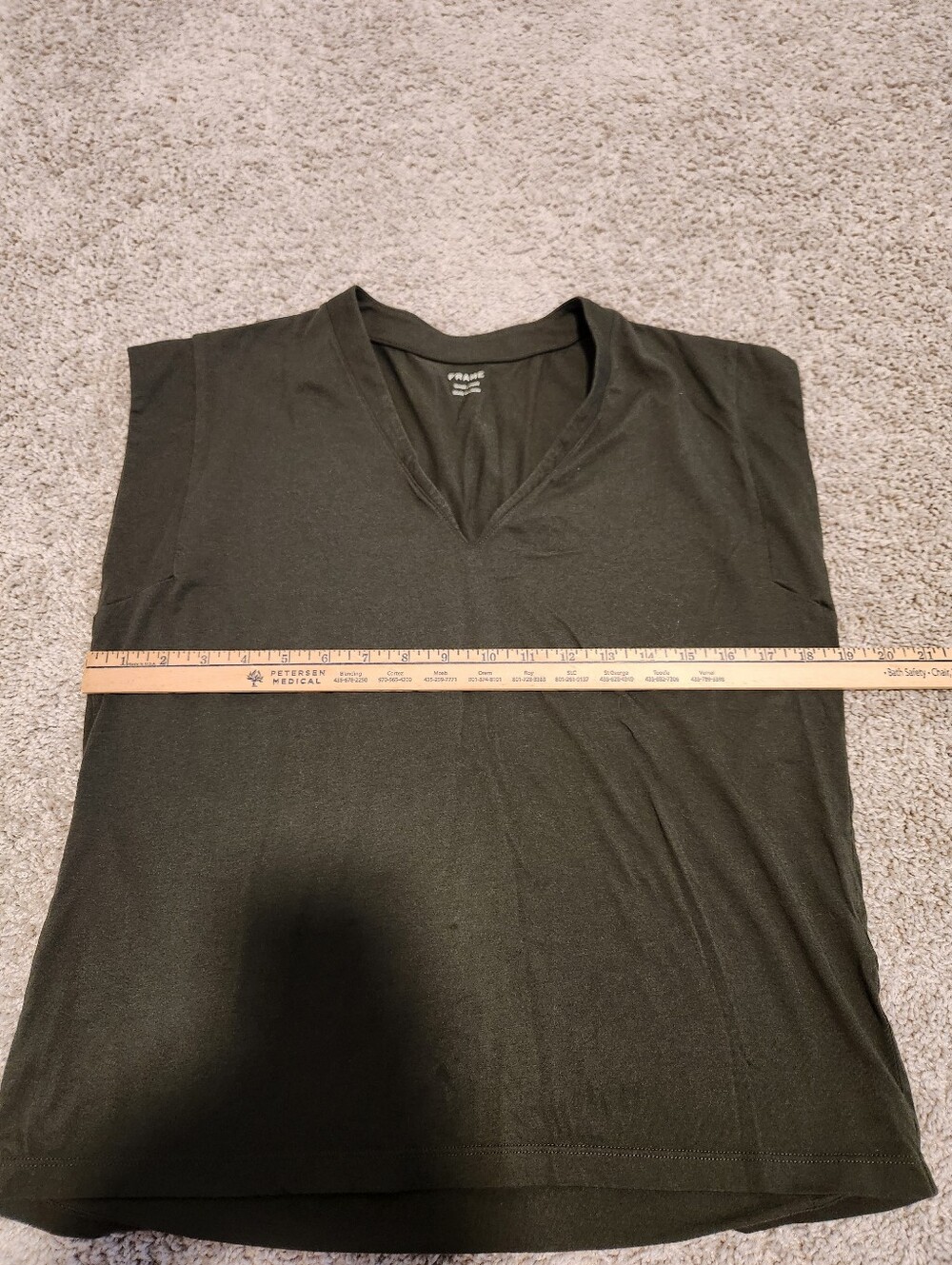 Frame Le Mid Rise V Cotton Cap Sleeve Tee Surplus Olive Green Size Small - Picture 8 of 8